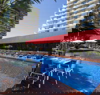 Royal On The Park - Accommodation Burleigh