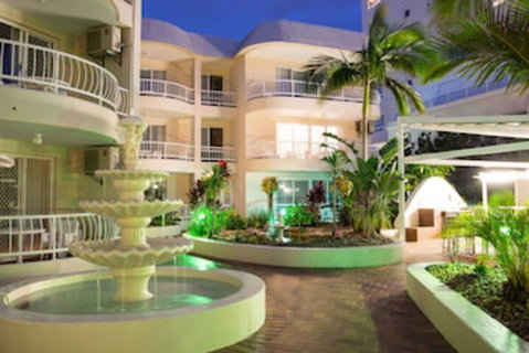 Golden Shores Holiday Club - Accommodation Burleigh 0
