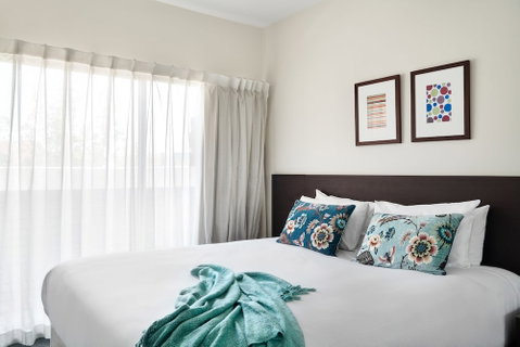 Punthill Essendon - Accommodation Burleigh 3