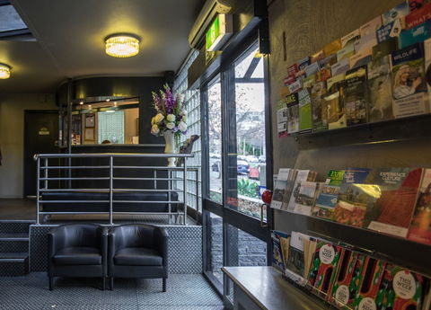 Albert Heights Serviced Apartments - Accommodation Burleigh 0