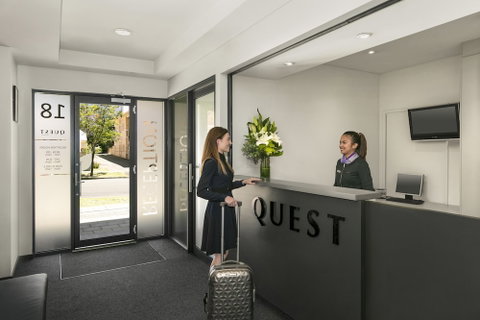 Quest On Rheola - Accommodation Burleigh 0