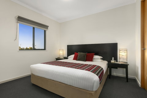 Quest On Rheola - Accommodation Burleigh 3