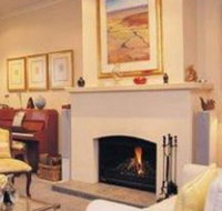 Meadowlake Lodge - Accommodation Burleigh