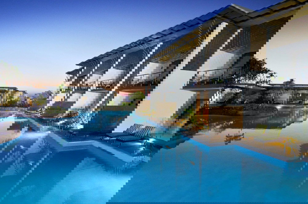  Accommodation Burleigh