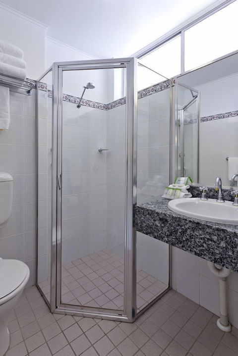 Alpine Motor Inn - Accommodation Burleigh 5