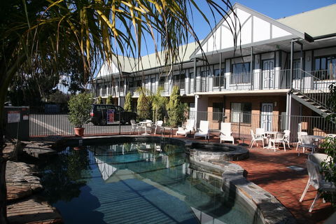 Ibis Styles Adelaide Manor - Accommodation Burleigh 0