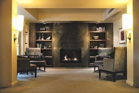 The Lyall Hotel And Spa - Accommodation Burleigh 1