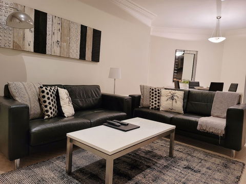 Macarthur Chambers - Accommodation Burleigh 4