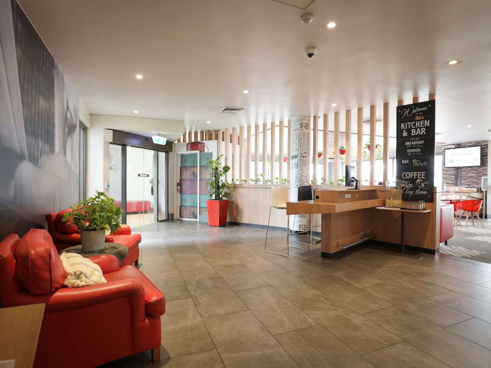 Mascot NSW Accommodation Burleigh