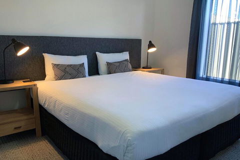 Quest Sale - Accommodation Burleigh 3