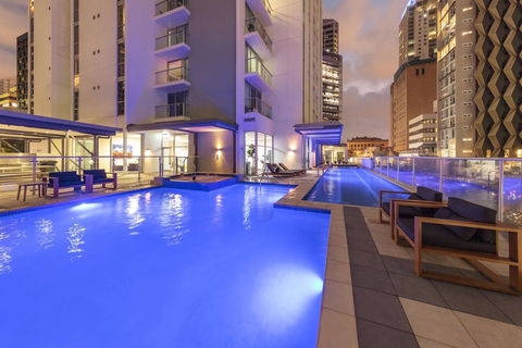Oaks Brisbane Festival Suites - Accommodation Burleigh 5