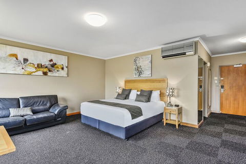 Southgate Motel - Accommodation Burleigh 6