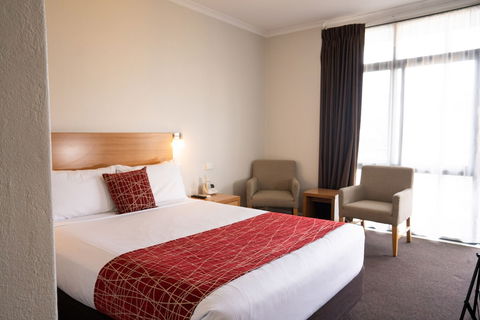 Admiralty Inn - Accommodation Burleigh 6