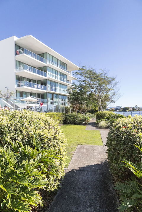ULTIQA Freshwater Point Resort - Accommodation Burleigh 5