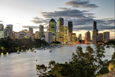Base Brisbane Embassy - Accommodation Burleigh 5