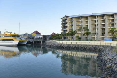 Mantra Hervey Bay - Accommodation Burleigh 0