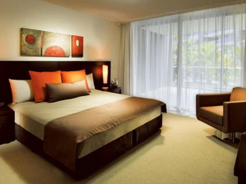 Azzura Greens Resort - Accommodation Burleigh 4