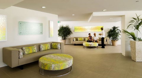 Azzura Greens Resort - Accommodation Burleigh 3