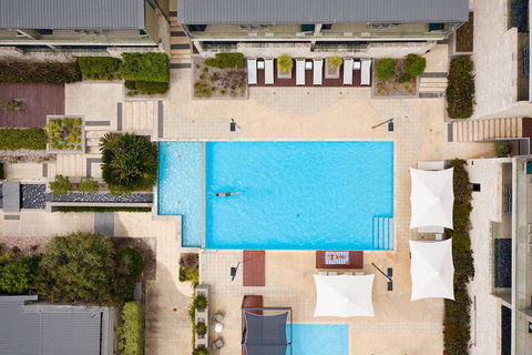 Smiths Beach Resort - Accommodation Burleigh 6