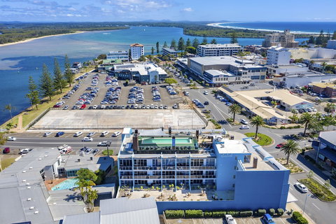 Mantra Quayside - Accommodation Burleigh 2