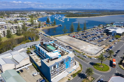 Mantra Quayside - Accommodation Burleigh 1