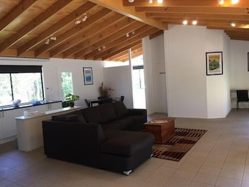 Eaglereach Wilderness Resort - Accommodation Burleigh 5