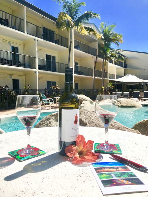Cairns Queenslander Hotel & Apartments - Accommodation Burleigh 0