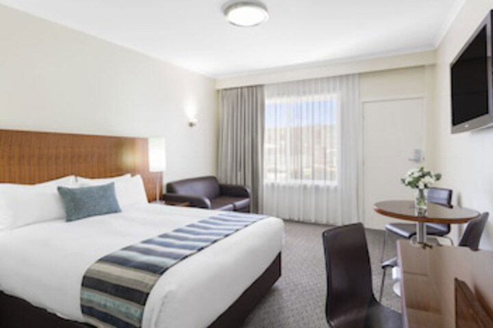 Queanbeyan NSW Accommodation Burleigh
