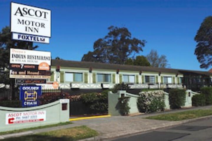 Wahroonga NSW Accommodation Burleigh