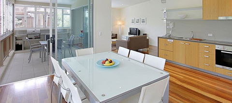 East On Byron - Accommodation Burleigh 2
