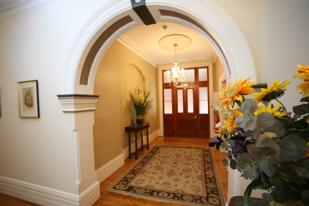 Homebush NSW Accommodation Burleigh