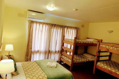 Mountain Creek Motel - Accommodation Burleigh 0