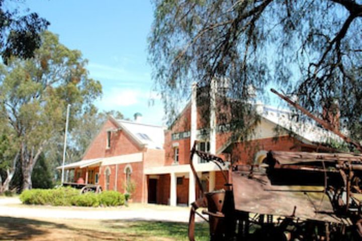 Norong ACT Accommodation Burleigh