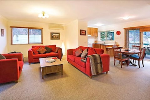 Annie's Escape In Warburton - Accommodation Burleigh 3