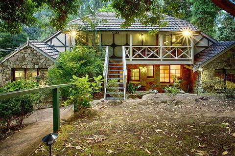 Aquila Nova Retreat - Accommodation Burleigh 1