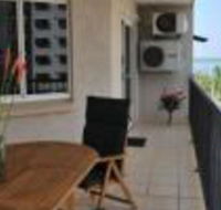 Inner city Cardona Court apartment - Accommodation Burleigh