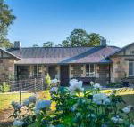 Stoneleigh Cottage Bed  Breakfast - Accommodation Burleigh