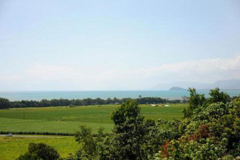 Seaview - Accommodation Burleigh 0
