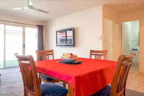 Huntington Villas - Accommodation Burleigh 6