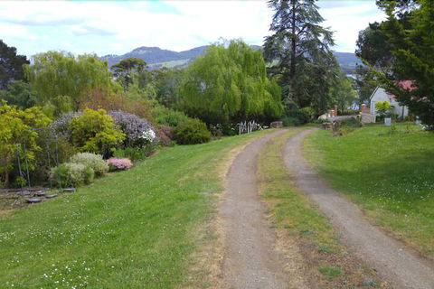 Ambience On Huon B&B - Accommodation Burleigh 1