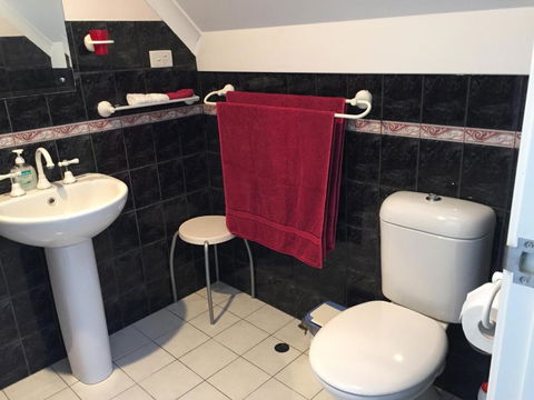 Aarn House B & B Airport Accommodation - Accommodation Burleigh 4