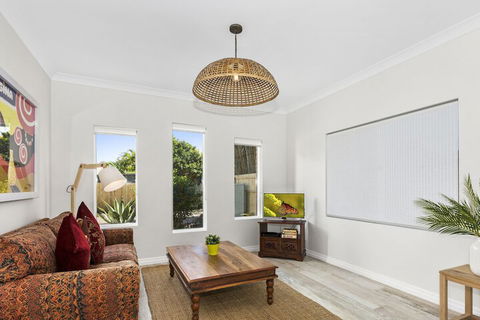 Fairlight Tweed Coast Holidays  - Accommodation Burleigh 1