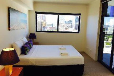 Apartments Downtown - Accommodation Burleigh 0