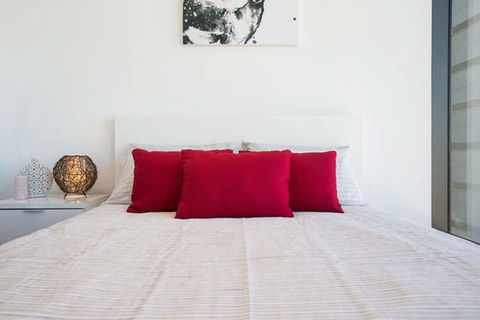 C3CBD Melbourne Apartment - Accommodation Burleigh 7