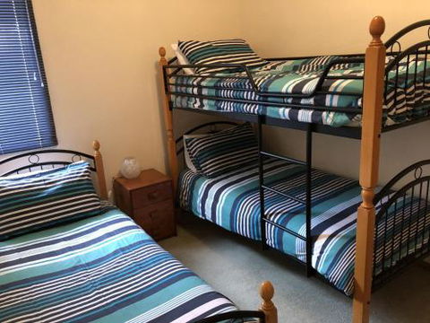 Unit 2 Ballingalla Apartments - Accommodation Burleigh 1