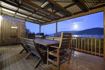 Airlie Getaway - Views - Accommodation Burleigh 5