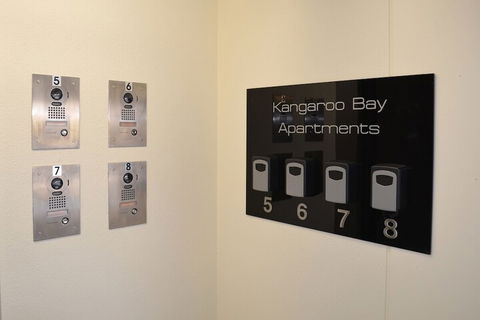 Kangaroo Bay Apartments - Accommodation Burleigh 1