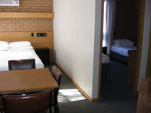 Eaglehawk Motel - Accommodation Burleigh 3