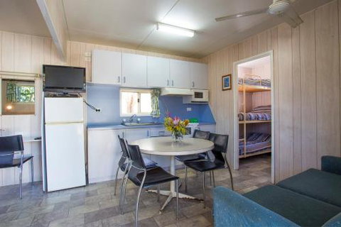 Mollymook Caravan Park - Accommodation Burleigh 5