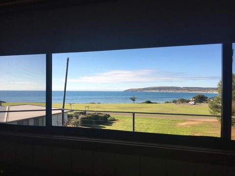 Hamilton - Accommodation Burleigh 3